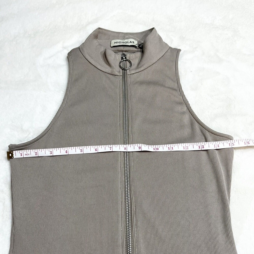 Nicholas Paola Jumpsuit Short Bodysuit Ribbed Mock Neck Tan Zip Women’s S NWT - Picture 8 of 11
